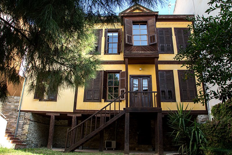 19TH CENTURY TRADITIONAL HOUSE