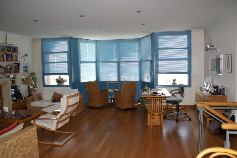 TWO-RESIDENCE HOUSE IN ANO POLI