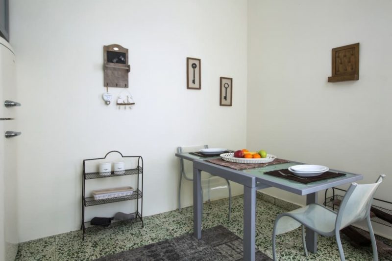 RESIDENCE IN OUZIEL SETTLEMENT