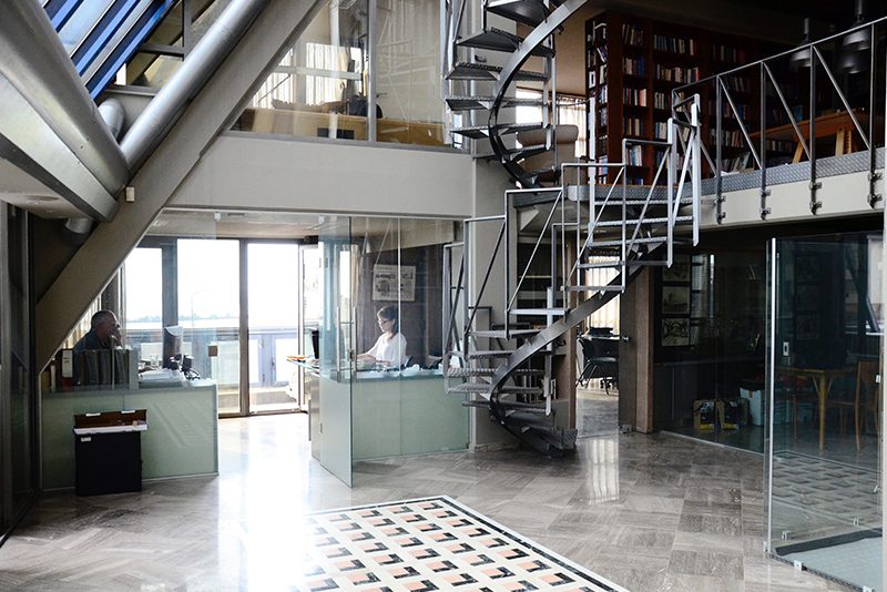 ARCHITECTURE OFFICE IN POLYTECHNEIOU ST.