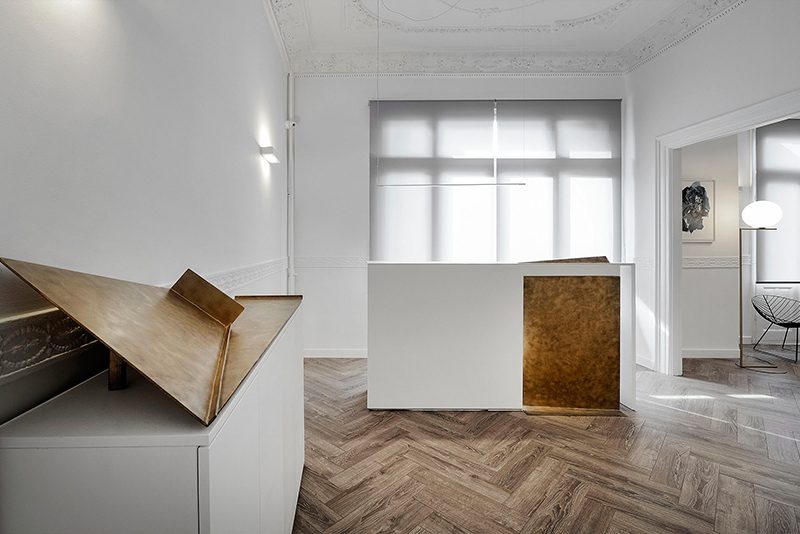 MEDICAL OFFICE IN AGIAS SOFIAS ST.