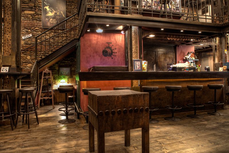 LISTED BUILDING IN LADADIKA