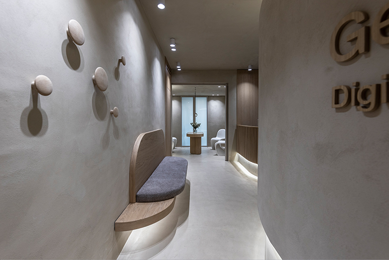 ORTHODONTIC CLINIC ON TSIMISKI ST.